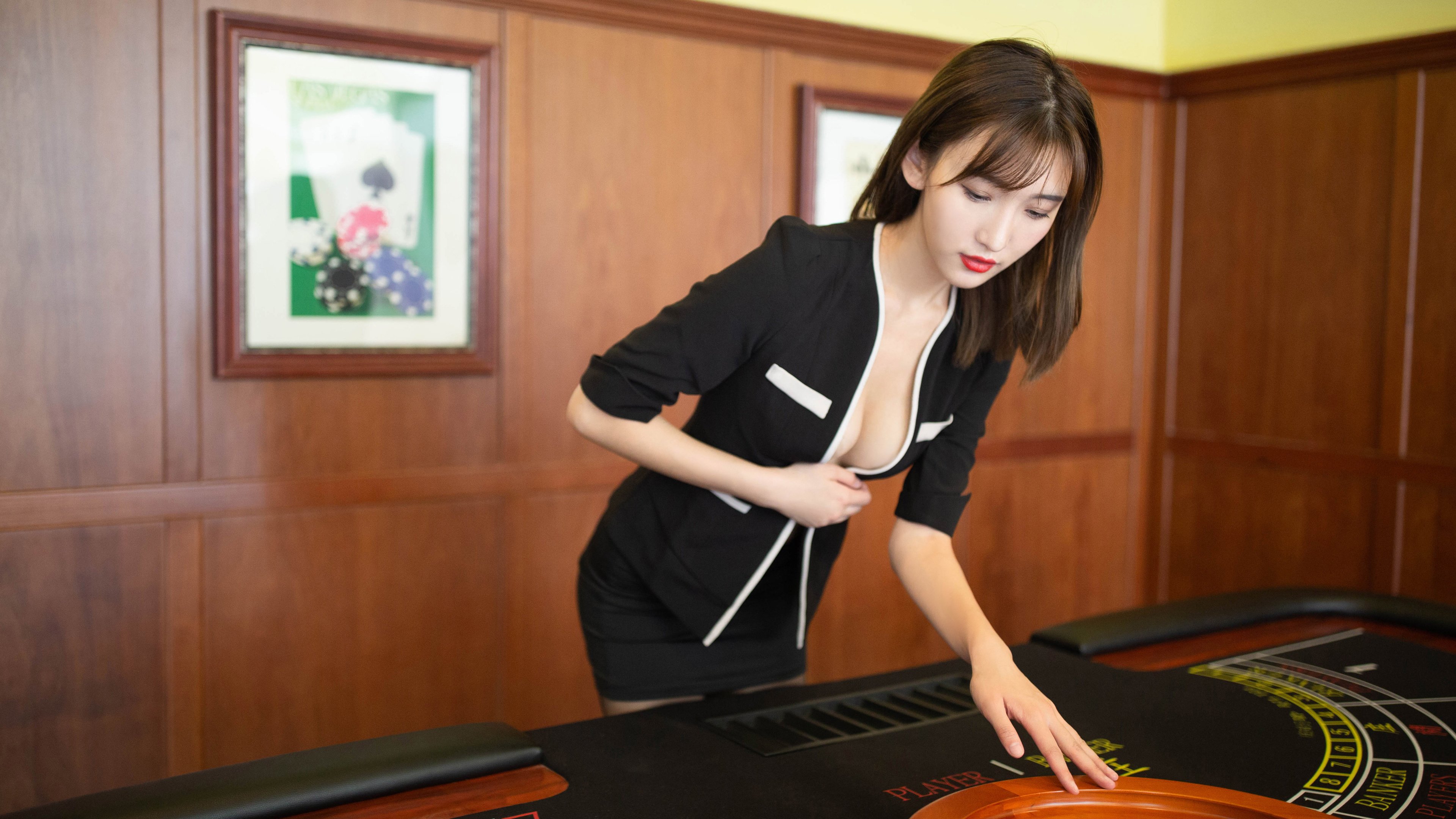 爱游戏体育官方网站-莱谢恩·卡萨斯用速度与耐力完美结合,莱恩卡斯滕